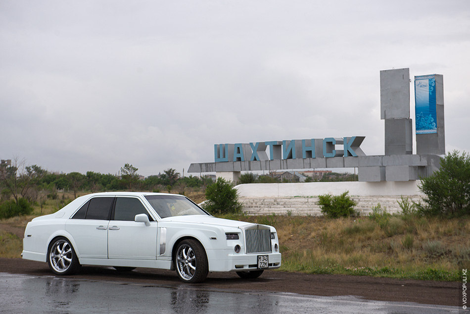 replika-mercedes-benz-rolls-royce-phantom-11