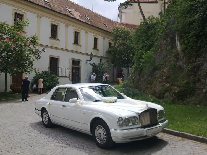Členové Rolls-Royce & Bentley Club ČR